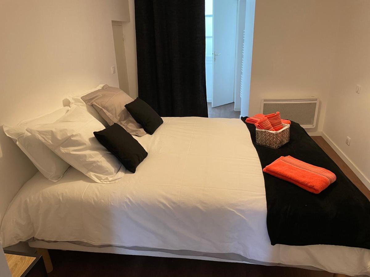 T1 Bis 35 M2 Lit Queen Size Tout Equipe Pau Dış mekan fotoğraf