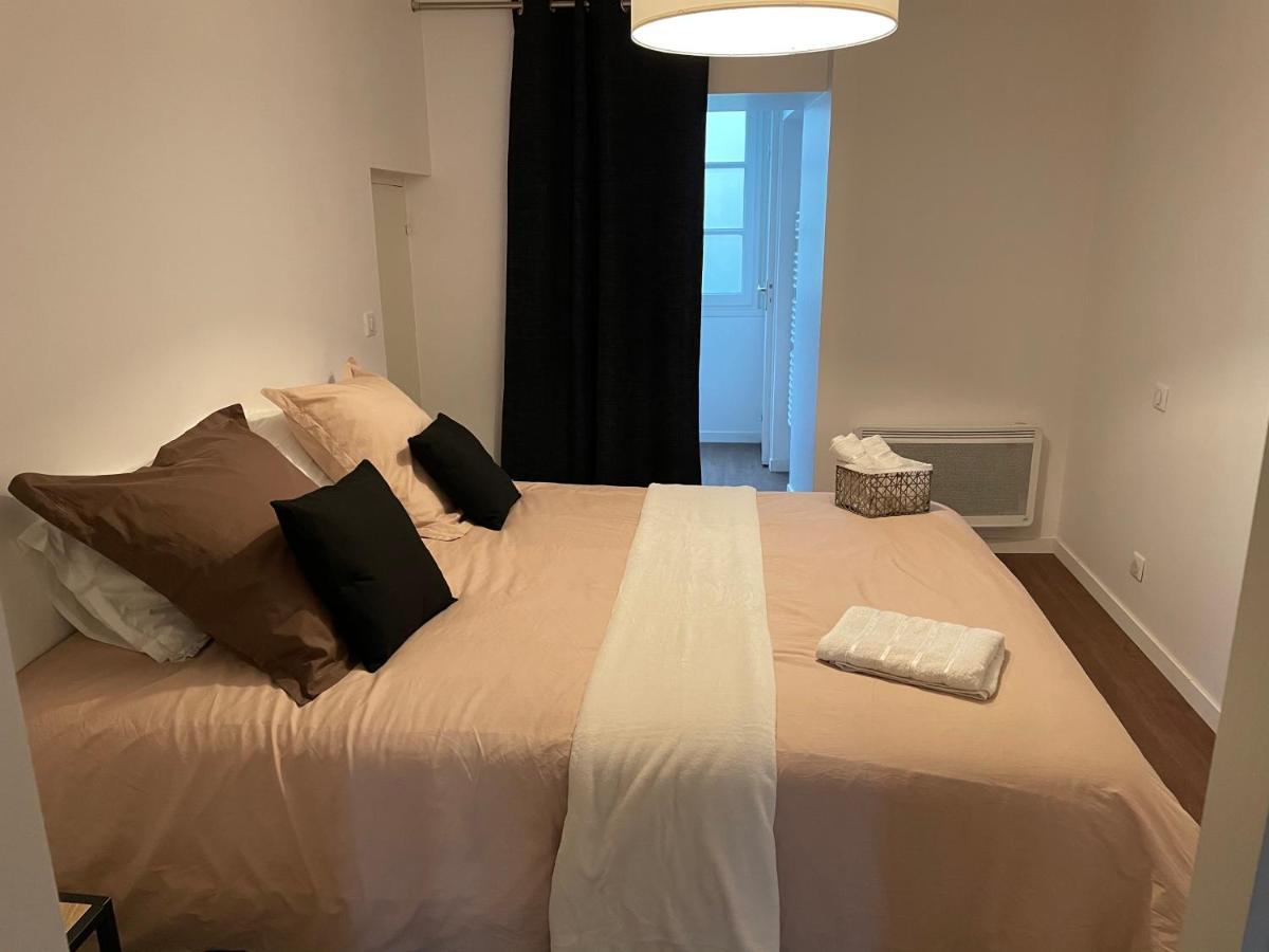 T1 Bis 35 M2 Lit Queen Size Tout Equipe Pau Dış mekan fotoğraf